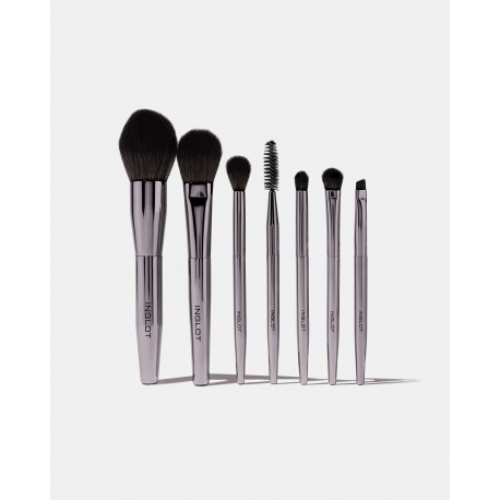 Set de pinceaux de maquillage dans un étui